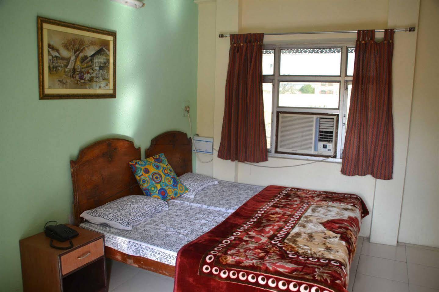 Backpacker Stephels Hostel Jaipur Ngoại thất bức ảnh